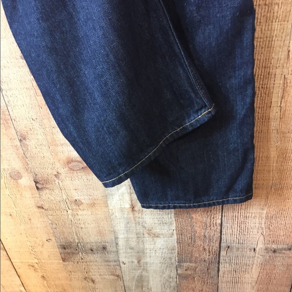 Old Navy Famous Jeans - Picture 4 of 6